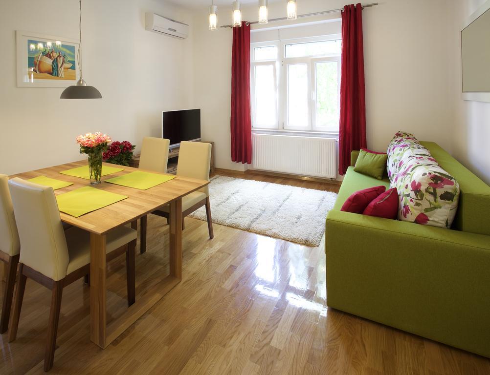 Azure Appartement Zagreb Buitenkant foto
